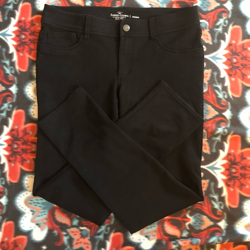 ♦️ 3 for $25 ♦️ Faded glory pant